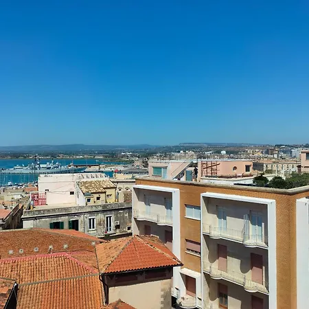 Matteotti 16 - Modern In Ortigia Apartamento Syracuse