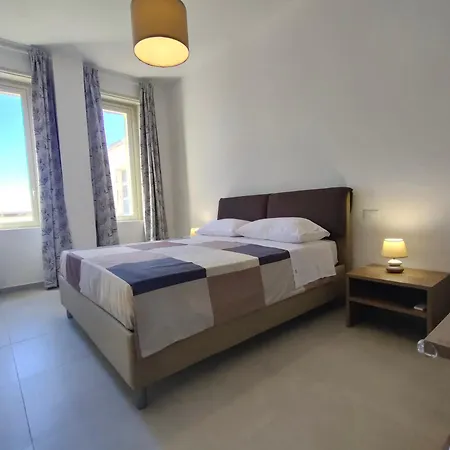 Matteotti 16 - Modern In Ortigia Appartement *